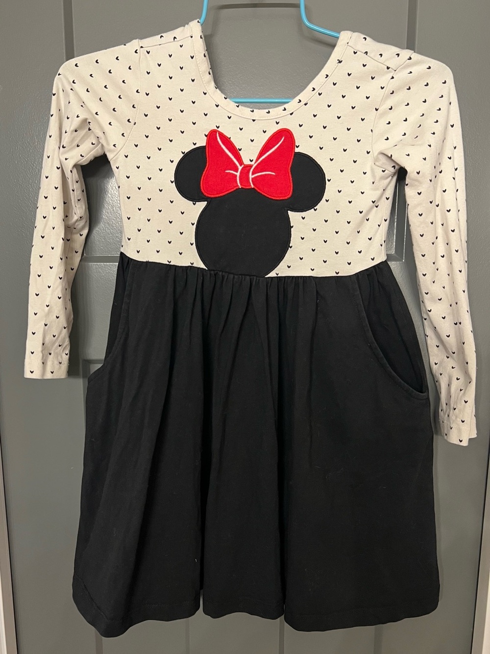 Disney Black & Cream Minnie Mouse Long-Sleeve Dress girls size 5